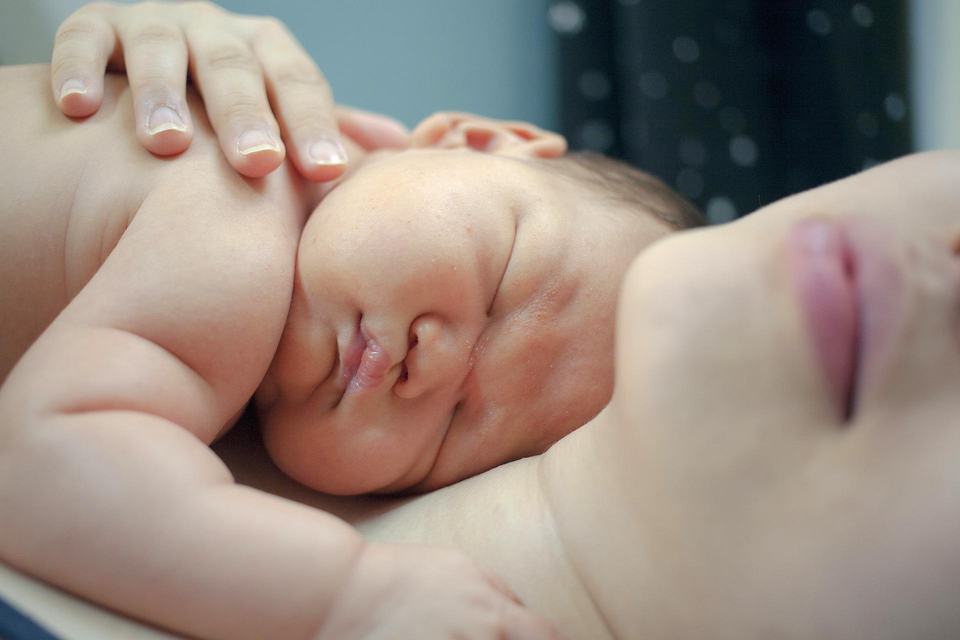 A posztpartum vérzés felel minden 10. anyai halálért, pedig sokszor elkerülhető lenne!