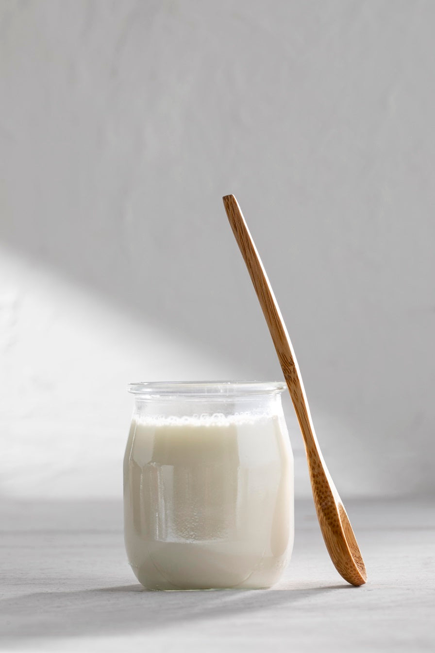 Joghurt a hüvelyben a fertőzések ellen? Terhesség során inkább ne!